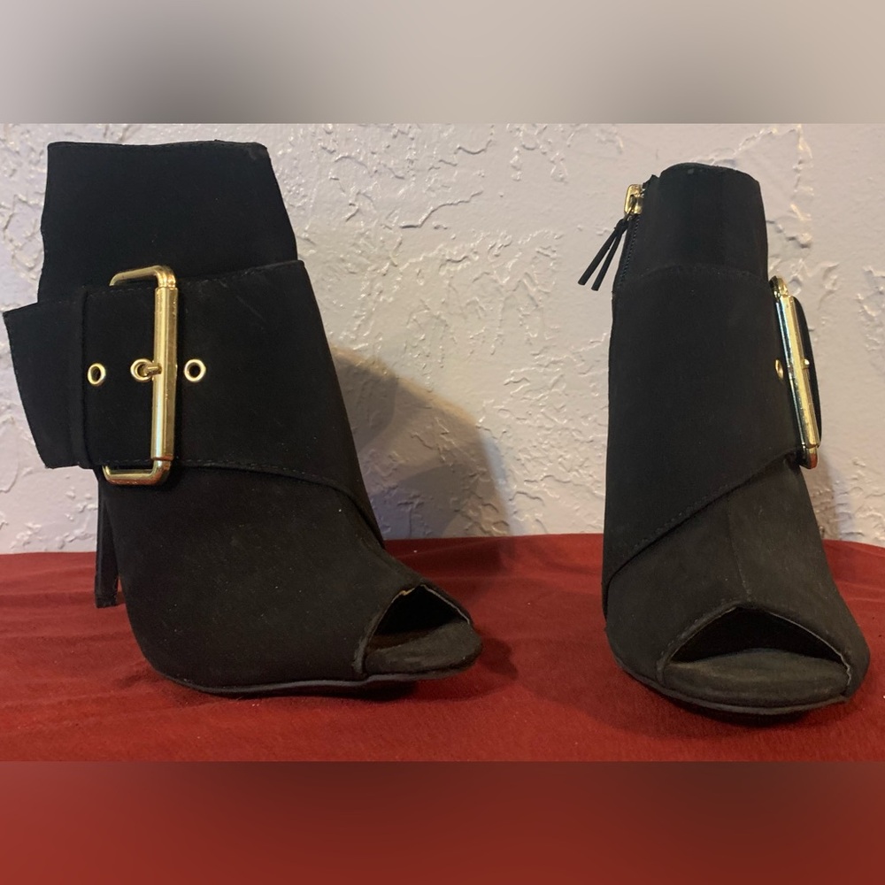 Anne Michelle Elegant Black Peep-Toe Ankle Boots